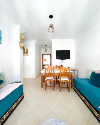 Appartement centre oued laou avec piscine été
