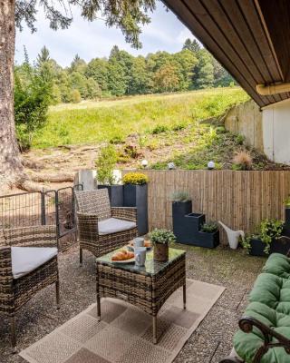 An Wanderwegen gelegen mit Terrasse und Boxspringbett