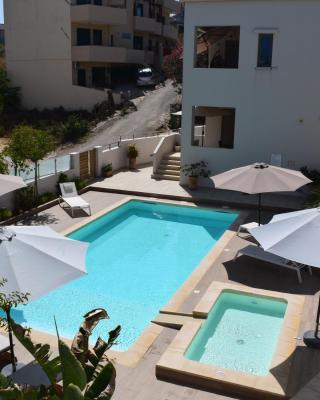 Four Seasons Homes