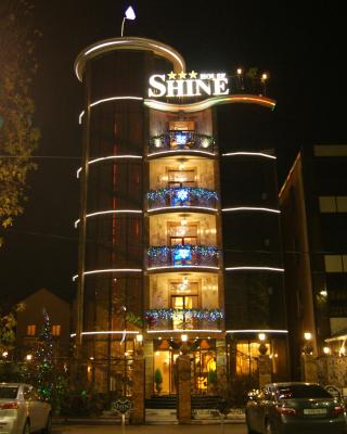 Shine House Hotel