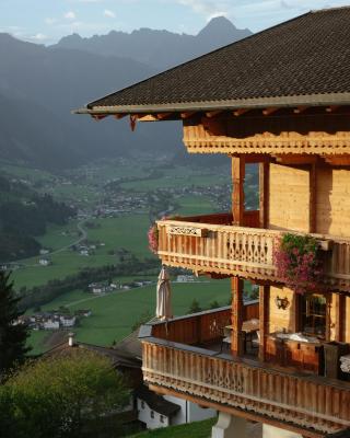 Schulhaus Tirol