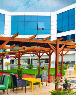 Expo Park Hotel