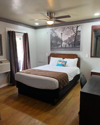Outpost Motel