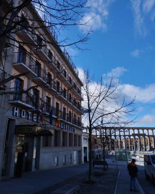 Hotel ELE Acueducto