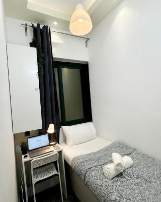 Explorer Partition Room with window Near Internet City