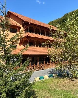 Pensiunea Casa Suciu