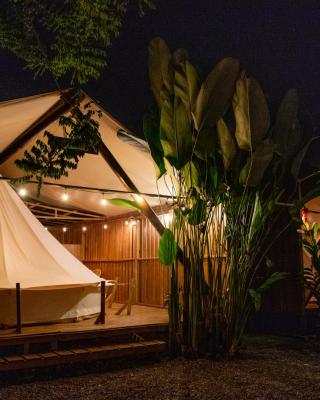 Seren Glamping
