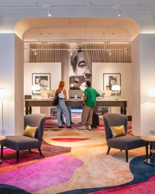 Hotel Indigo Melbourne on Flinders by IHG