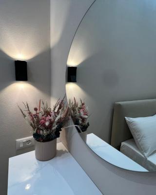 Aloju Rooms