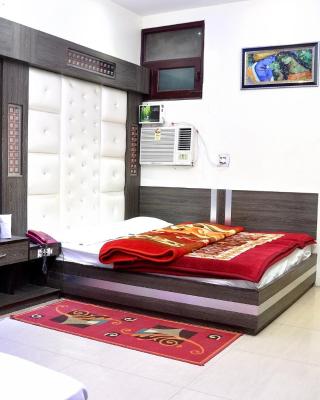 PEACE POINT FAMILY HOTEL By AKJ