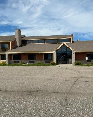 Northwoods Inn & Suites - Blackduck