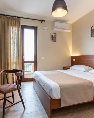 B&B Gusto West