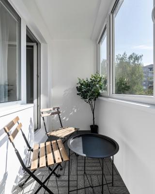 GoldenHugo rooms