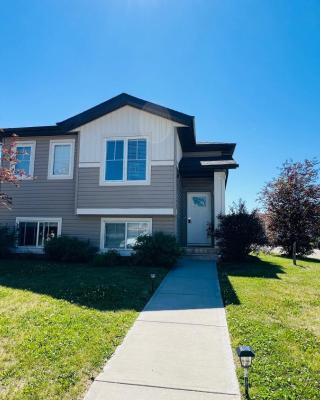 Sylvan Lake Retreat I 122A Hinshaw Drive, Sylvan Lake