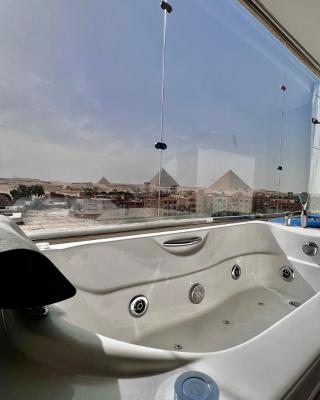 Pharaonic Pyramids Inn & jacuzzi