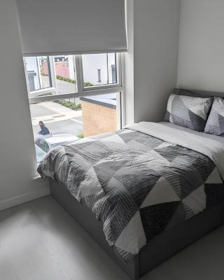 New House, Private Rooms in a Peaceful Neighborhood
