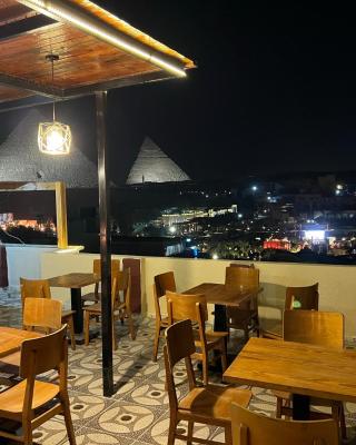 Cheristo pyramids view inn