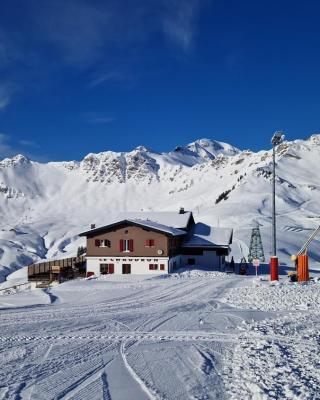 Hotel Le Chaudron Ski In Ski Out