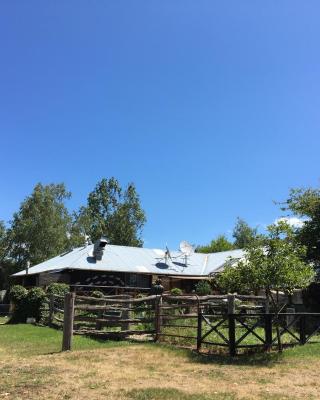 Crackenback Farm Guesthouse