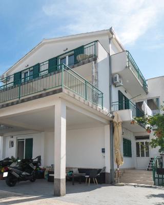 Apartments Polly