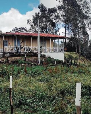 Refugio Paramo Trek Murillo