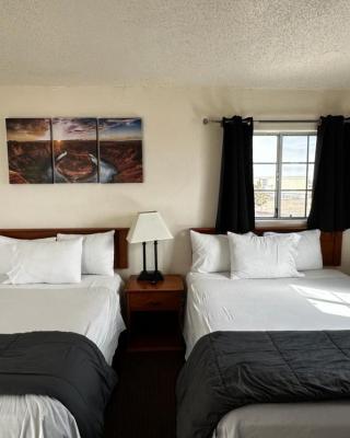 071B Private Studio near Grand Canyon South Rim Sleeps 6- No Kitchen