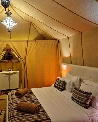Fox Luxury Desert Camp