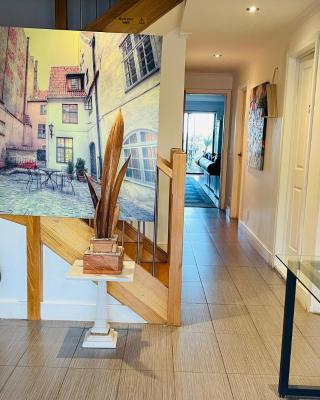 Oaklands Junction homes