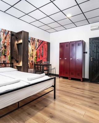 Vola Hostel