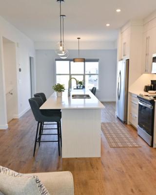 Luxury 3 Bdrm 3 Bath townhome in Chestermere