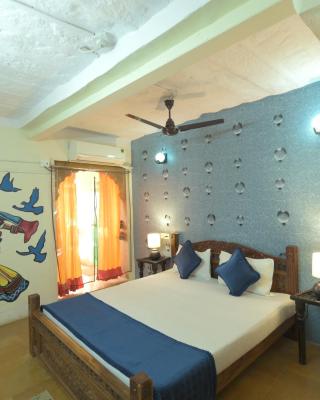 Deepak Rest House