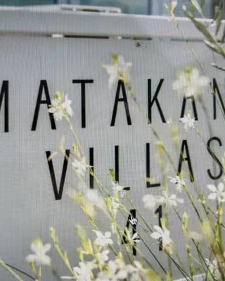 Island ambience in the heart of Matakana