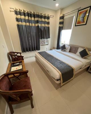 HOTEL KAVANA