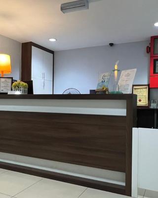M Straits Hotel