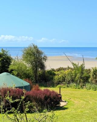 Pā Tōrea Beach Stay