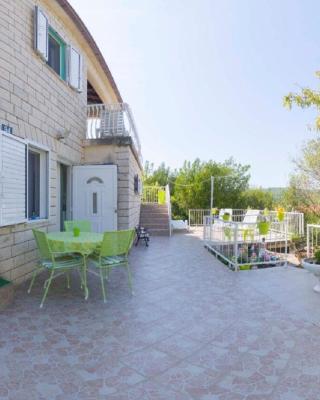 Apartment Mirjana
