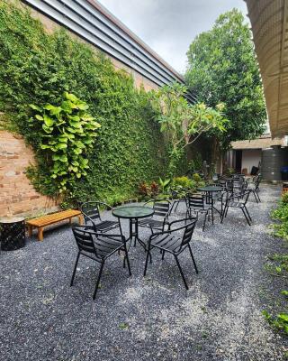 RYB Hostel Phuket