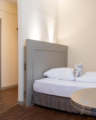 Friedrich von Schiller Hotel
