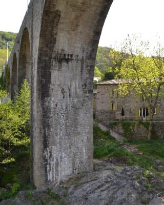 Maison Sous Le Pont