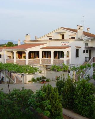 Apartments Andela J