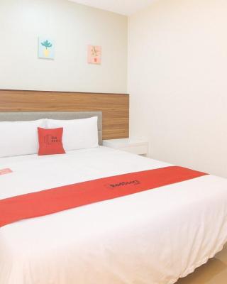 RedDoorz @ Leoncia Apartelle Mandaue City