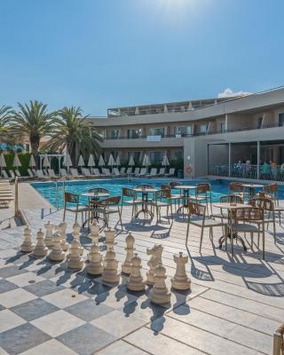 Minos Hotel
