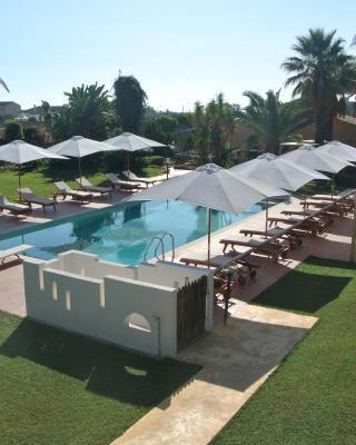 Villa Carlotta Resort