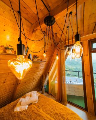 Eco cottage sunrise merisi