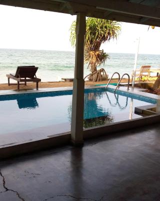Asiri Yoga Retreat