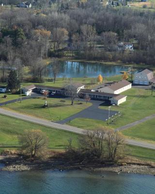 Lakeview Motel & Apartments