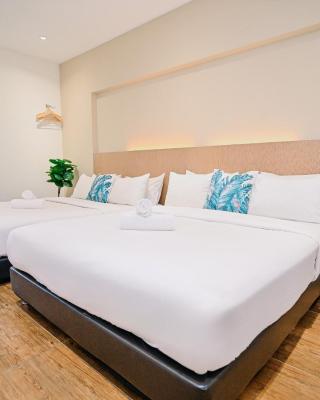 Swing & Pillows - KL Sri Petaling