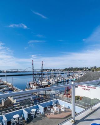 The Landing at Newport Condominium Hotel