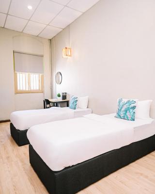 Swing & Pillows - 87 Chulia St, Georgetown Penang