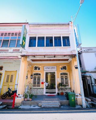 Swing & Pillows - 75 Chulia St, Georgetown Penang
